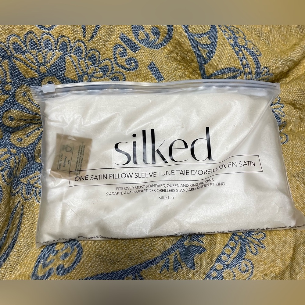 Silked brand pillow sleeve